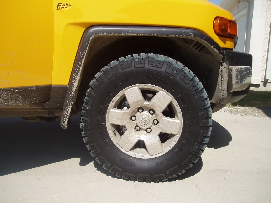 285/70/17 with no lift... WARNING LOTS of Pics!! IH8MUD Forum